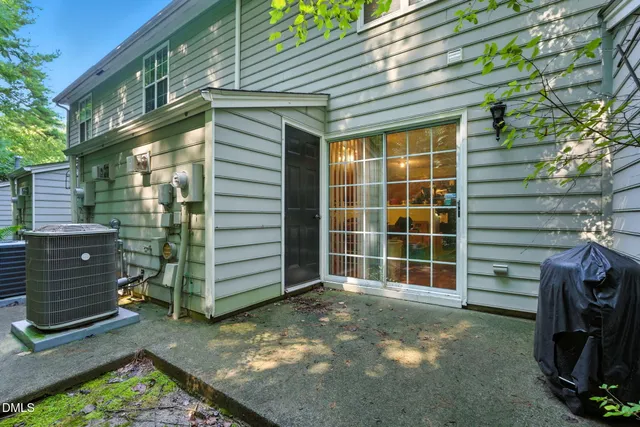 $179,900 | 10 Hartford Court, Durham, NC 27707