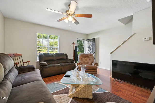 $179,900 | 10 Hartford Court, Durham, NC 27707