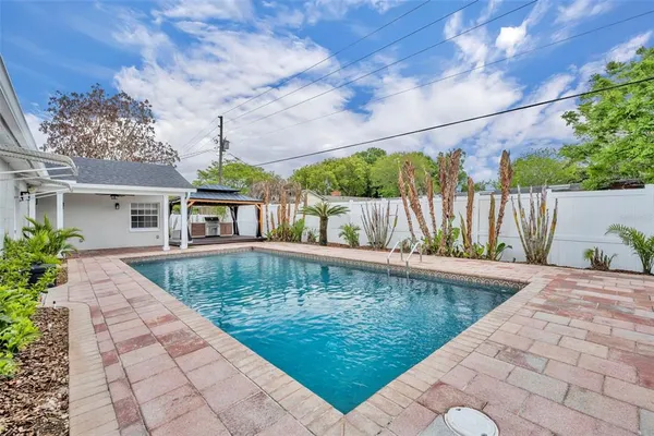 $965,000 | 2112 Chippewa Trail, Maitland, FL 32751