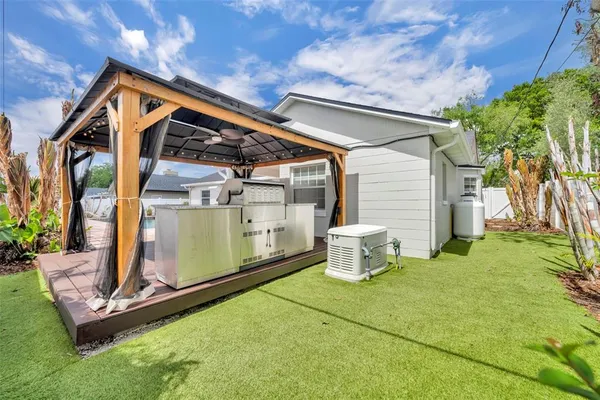 $965,000 | 2112 Chippewa Trail, Maitland, FL 32751