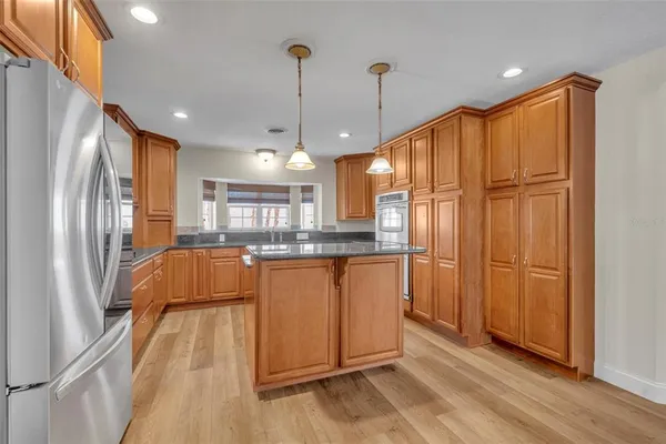 $965,000 | 2112 Chippewa Trail, Maitland, FL 32751