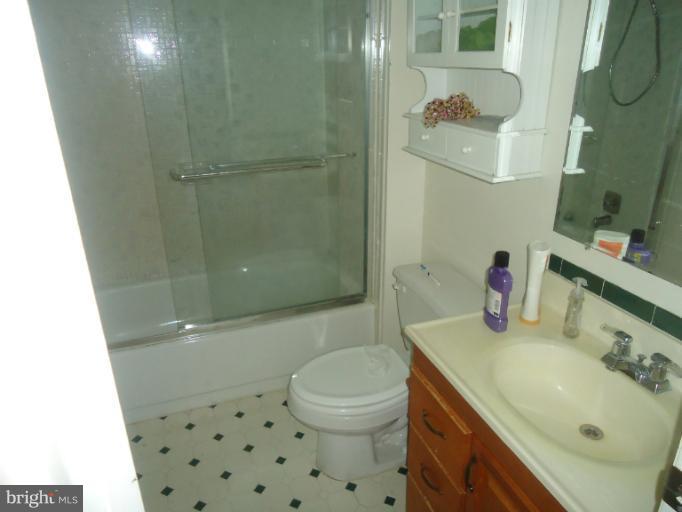 9526 Pamplona Road Columbia, MD 21045 - Photo 14 of 16 Bath