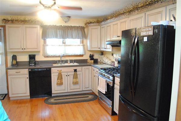258 Ralph Talbot Street Weymouth, MA 02190 - Photo 3 of 20
