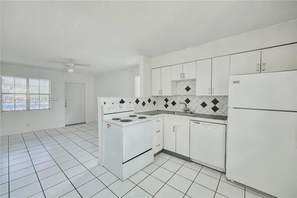 $1,500 | 400 Southeast 31st Street, Unit 5, Fort Lauderdale, FL 33316