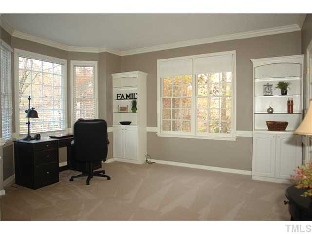 10000 Bradwell Court Raleigh, NC 27613 - Photo 3 of 25 Photo 3