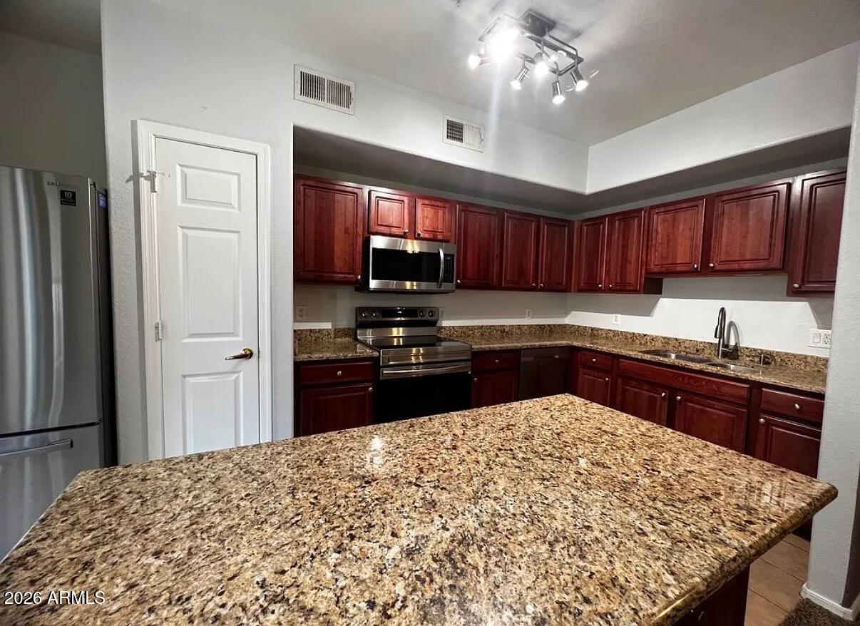 18250 North Cave Creek Road, Unit 155 Phoenix, AZ 85032 - Photo 2 of 14