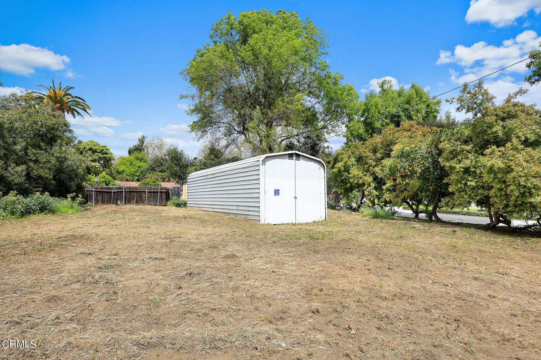 3570 Lombardy Road Pasadena, CA 91107 - Photo 41 of 45 a view of a field with plants and trees