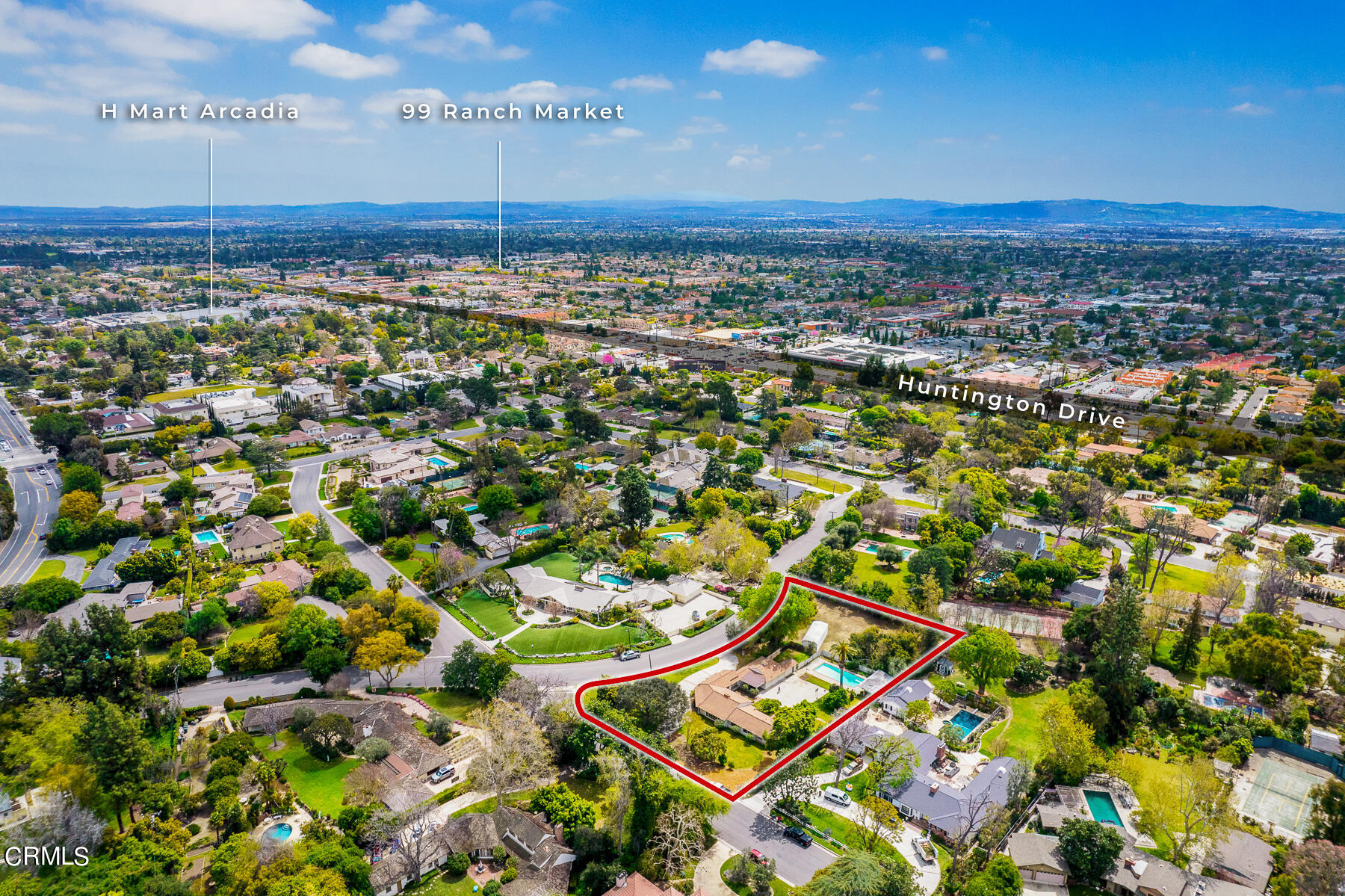 3570 Lombardy Road Pasadena, CA 91107 - Photo 43 of 45 a view of a city