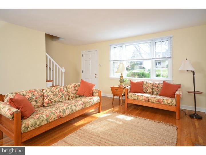 316 Madison Road Springfield, PA 19064 - Photo 3 of 25