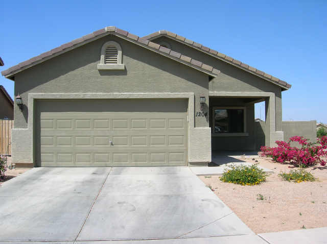 1204 West Carson Road Phoenix, AZ 85041 - Photo 1 of 6 Primary Photo