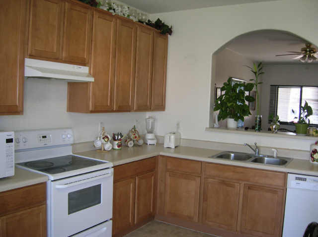 1204 West Carson Road Phoenix, AZ 85041 - Photo 3 of 6 Additional Photo