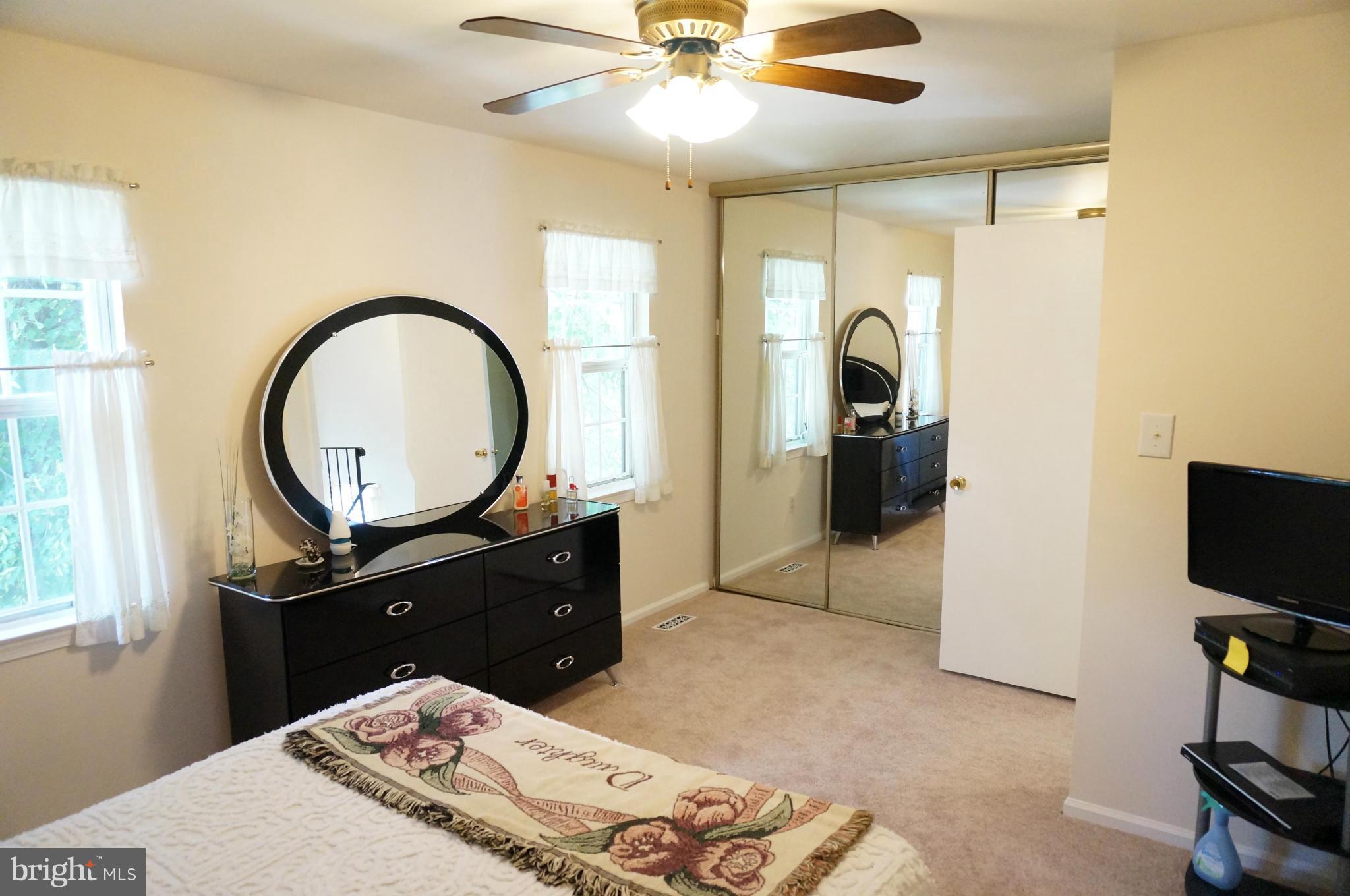 4062 Spring Run Court, Unit 11A Chantilly, VA 20151 - Photo 20 of 30 Bedroom (Master)