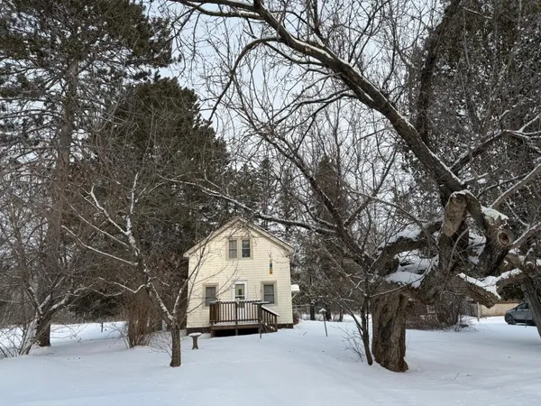 $215,000 | 11285 Arkola Road, Meadowlands, MN 55765