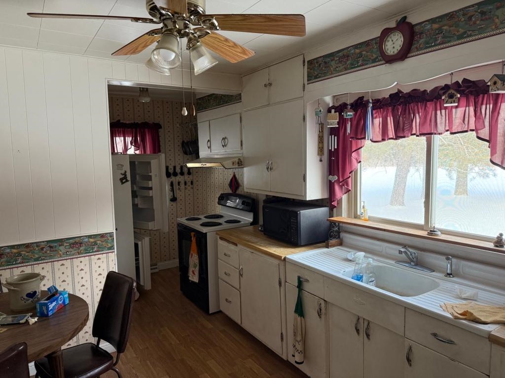 11285 Arkola Road Meadowlands, MN 55765 - Photo 19 of 38