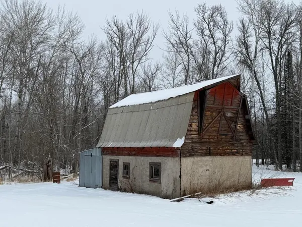 $215,000 | 11285 Arkola Road, Meadowlands, MN 55765