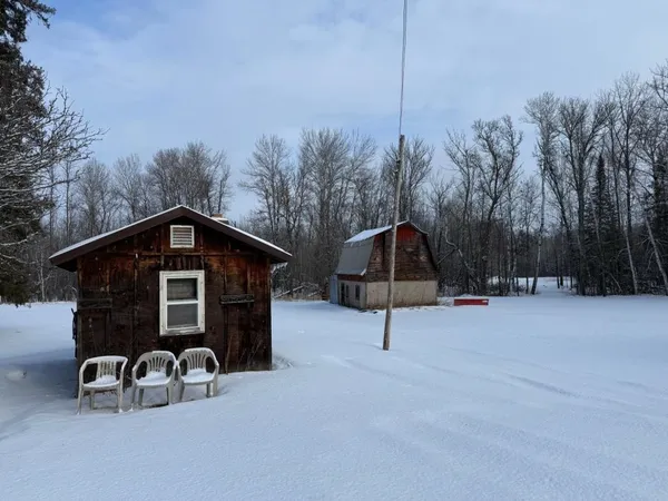 $215,000 | 11285 Arkola Road, Meadowlands, MN 55765