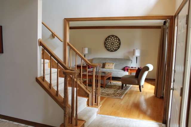 1920 Hampton Drive Wheaton, IL 60189 - Photo 2 of 22