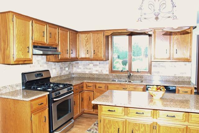 1920 Hampton Drive Wheaton, IL 60189 - Photo 9 of 22