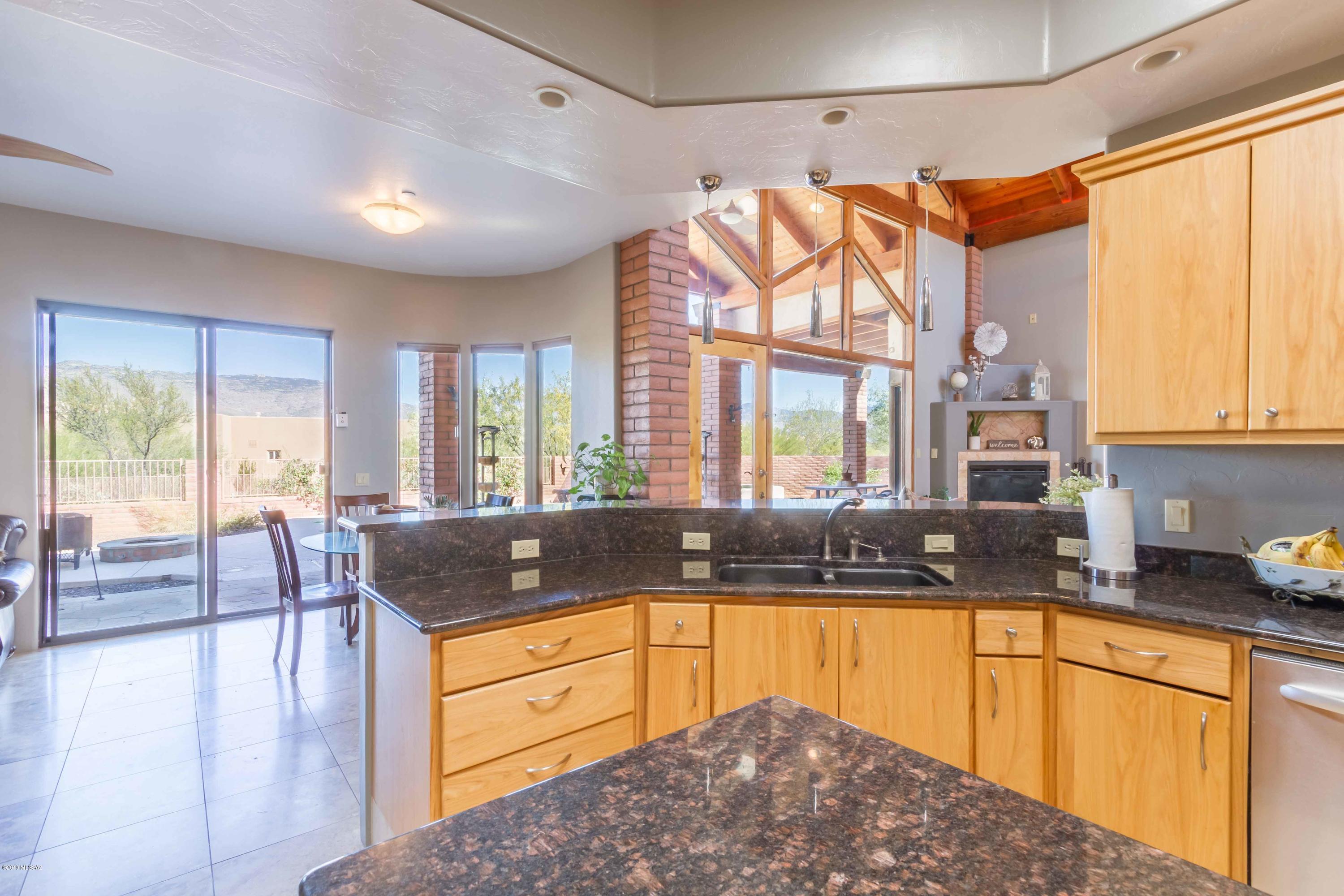 8390 South Triangle R Ranch Place Vail, AZ 85641 - Photo 12 of 46 Gallery Image 12