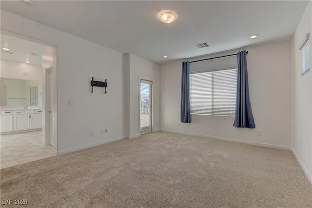 $2,995 | 727 Foreign Reef Way, Las Vegas, NV 89138