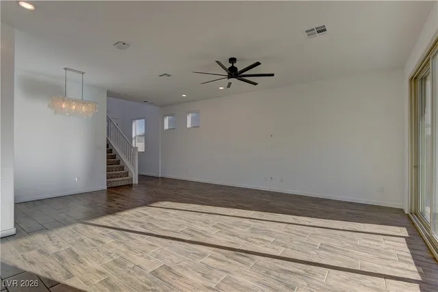 $2,995 | 727 Foreign Reef Way, Las Vegas, NV 89138