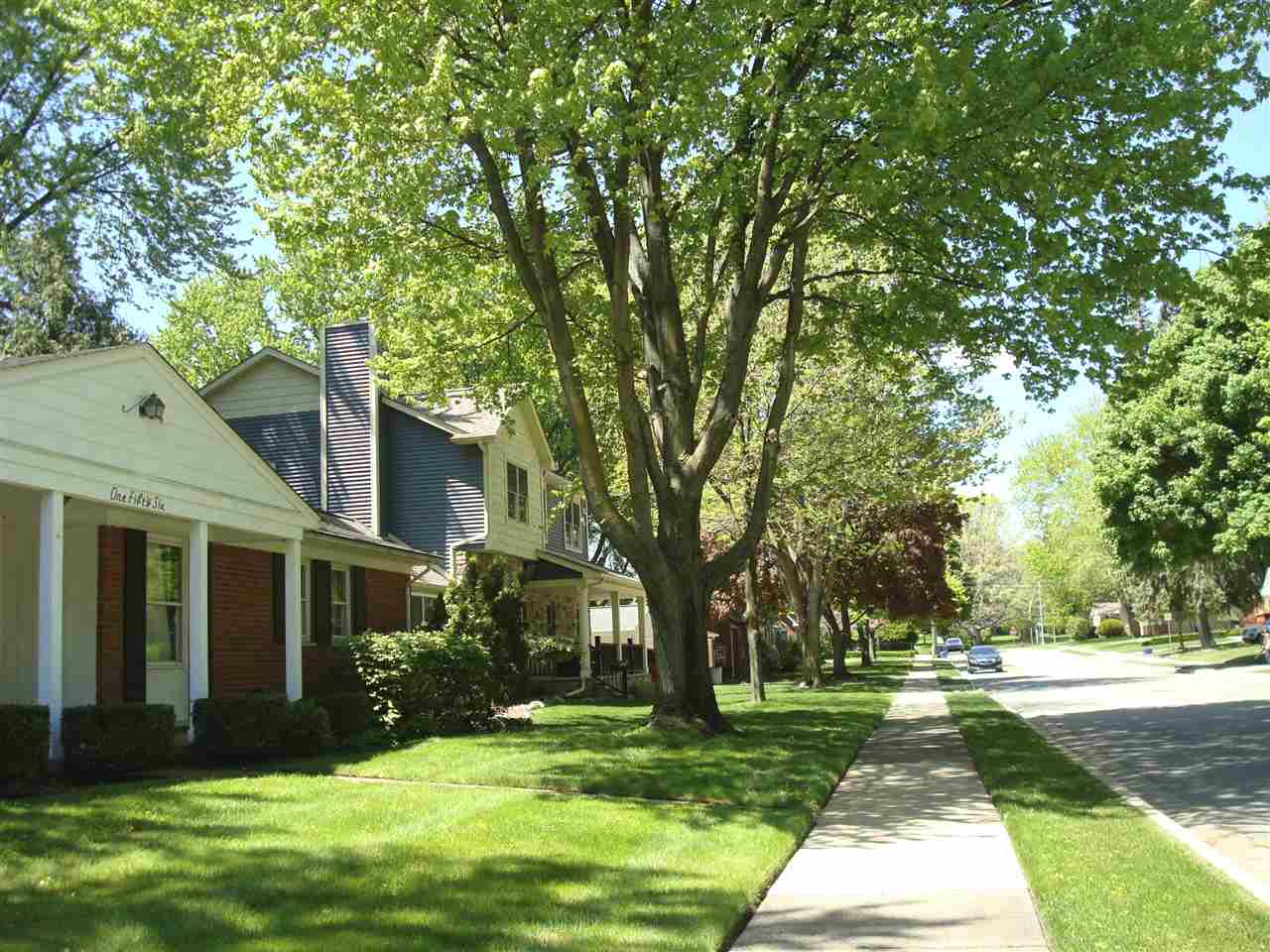 156 Maywood Avenue Rochester, MI 48307 - Photo 59 of 61 31291465-69.JPG