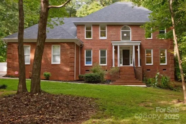 $889,000 | 7324 Cobble Creek Drive, Matthews, NC 28104