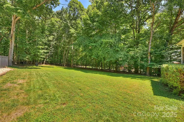 $889,000 | 7324 Cobble Creek Drive, Matthews, NC 28104