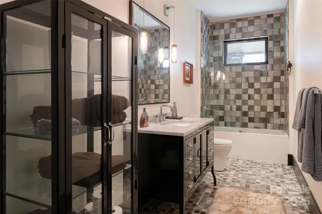 $4,750,000 | 32 Brookline Drive, Asheville, NC 28803