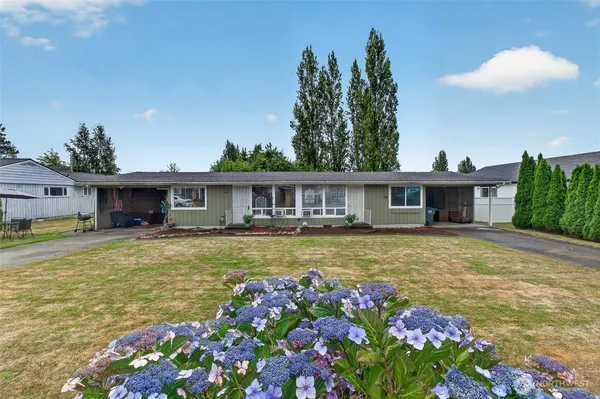 $525,000 | 541-545 D Street, Blaine, WA 98230