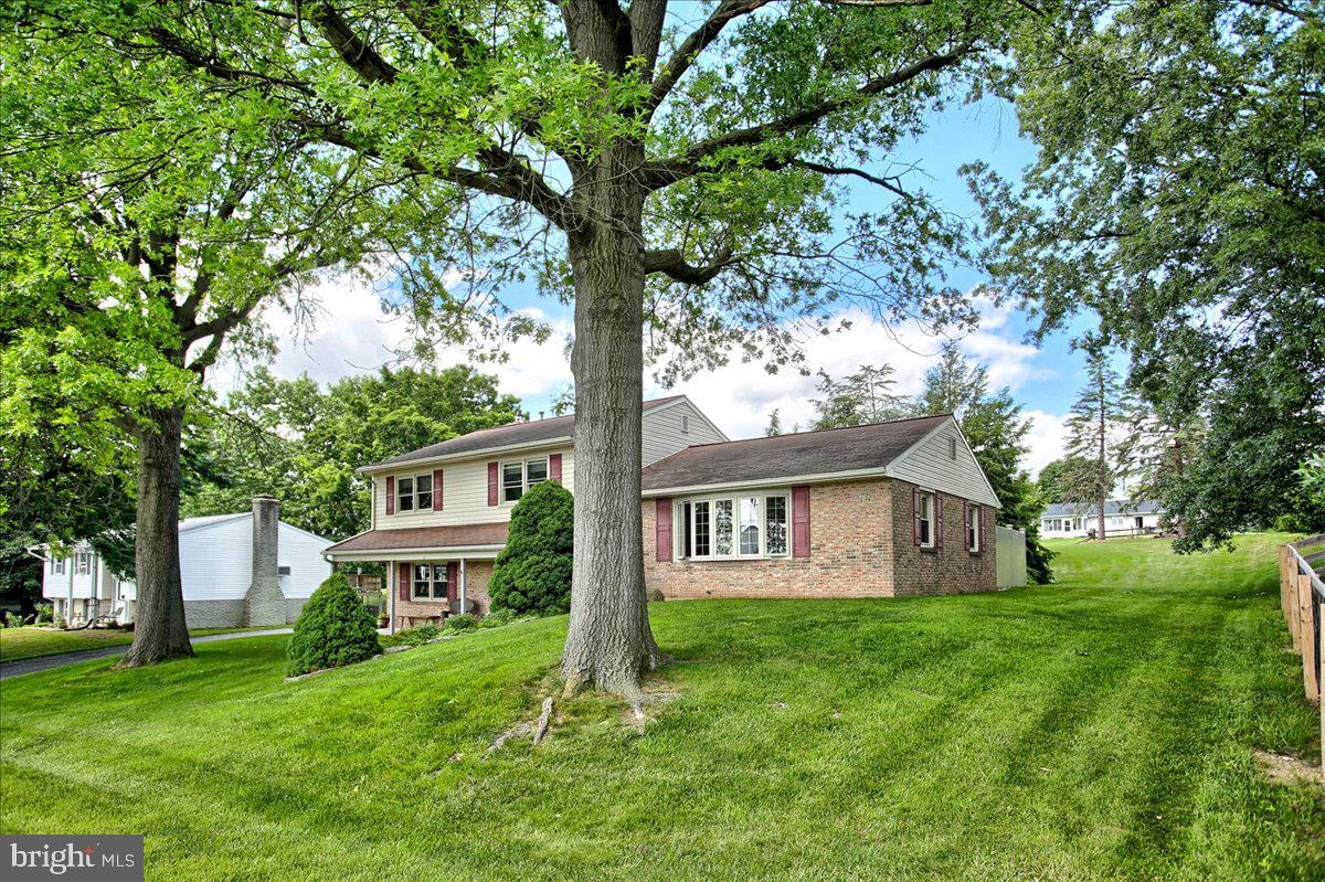 782 Stiegel Valley Road Manheim, PA 17545 - Photo 8 of 62 Gallery Image 8