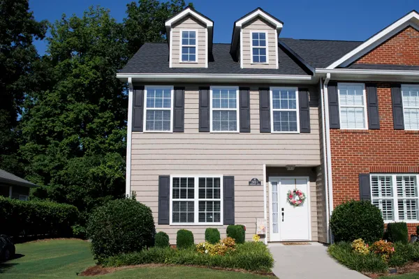 $212,500 | 1502 Bentgrass Lane, Unit 1, Dalton, GA 30721