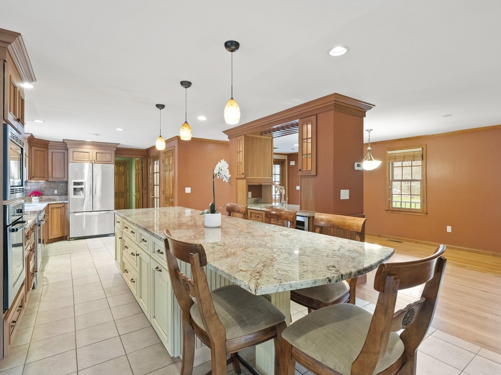 5 Kenneth Road Georgetown, MA 01833 - Photo 7 of 39 Gallery Image 7