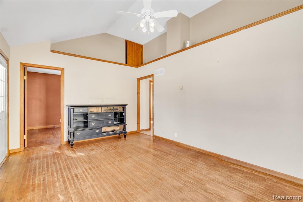 5412 Sandusky Road Peck, MI 48466 - Photo 18 of 40