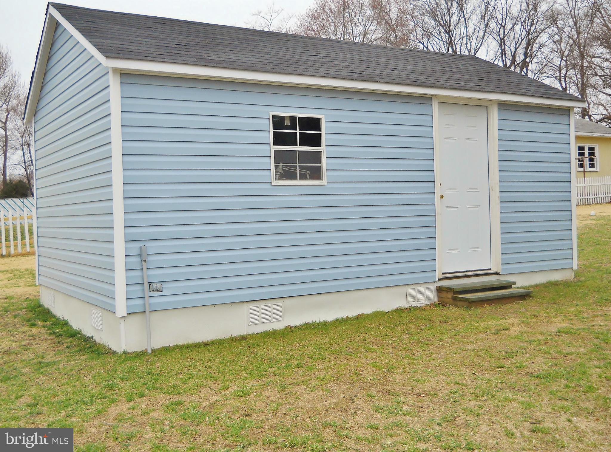 192 Magothy Beach Road Pasadena, MD 21122 - Photo 19 of 29 Great workshop shed w/ electric