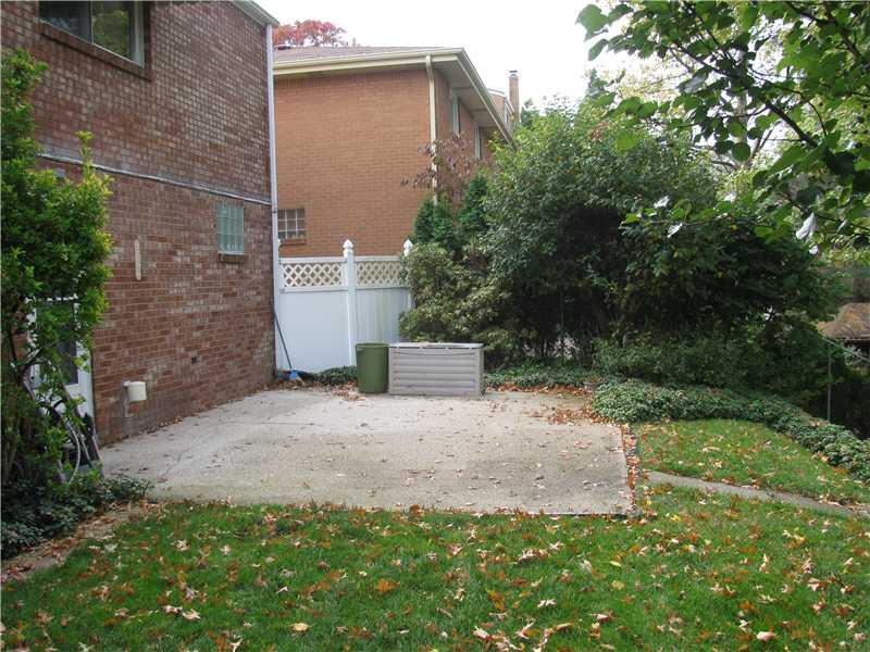 116 Rhodes Avenue Green Tree, PA 15220 - Photo 20 of 25 Yard/Garden.