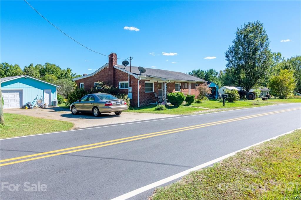 247 Byers Road Troutman, NC 28166 - Photo 13 of 15 Gallery Image 13