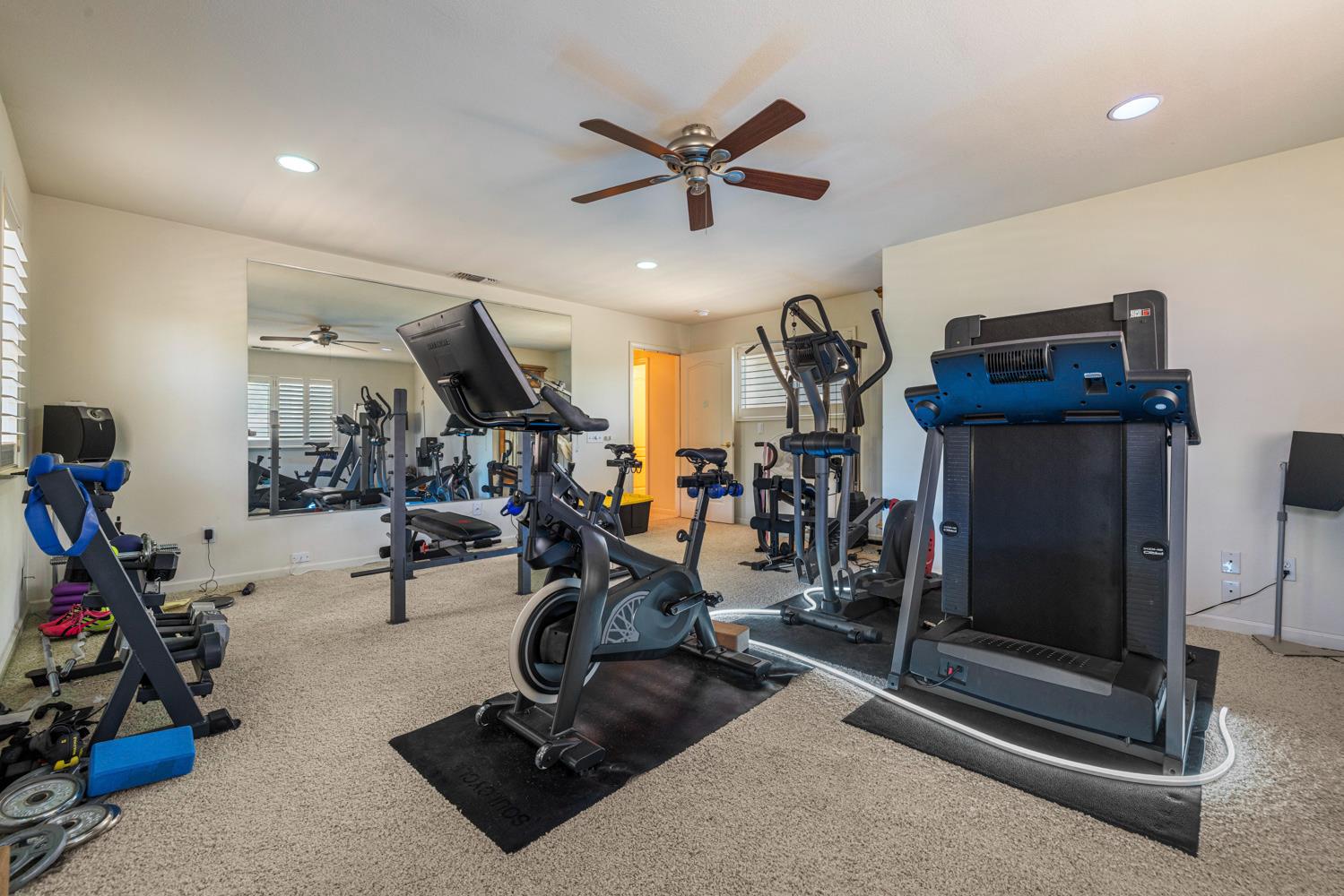122 Memory Lane Turlock, CA 95382 - Photo 20 of 29