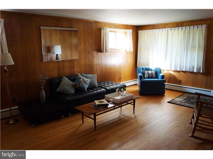 447 Cowpath Road Hatfield, PA 19440 - Photo 3 of 11 Gallery Image 3