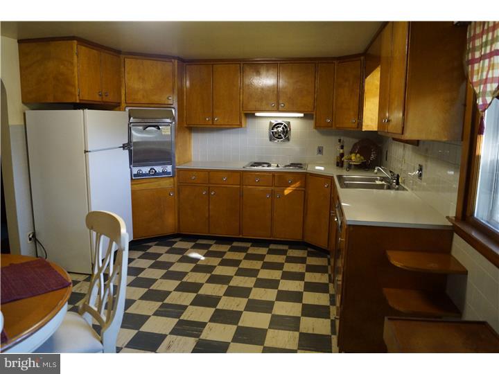 447 Cowpath Road Hatfield, PA 19440 - Photo 5 of 11 Gallery Image 5
