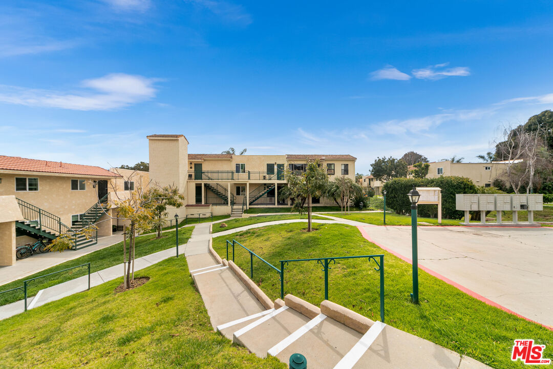 6481 Kanan Dume Road Malibu, CA 90265 - Photo 26 of 27