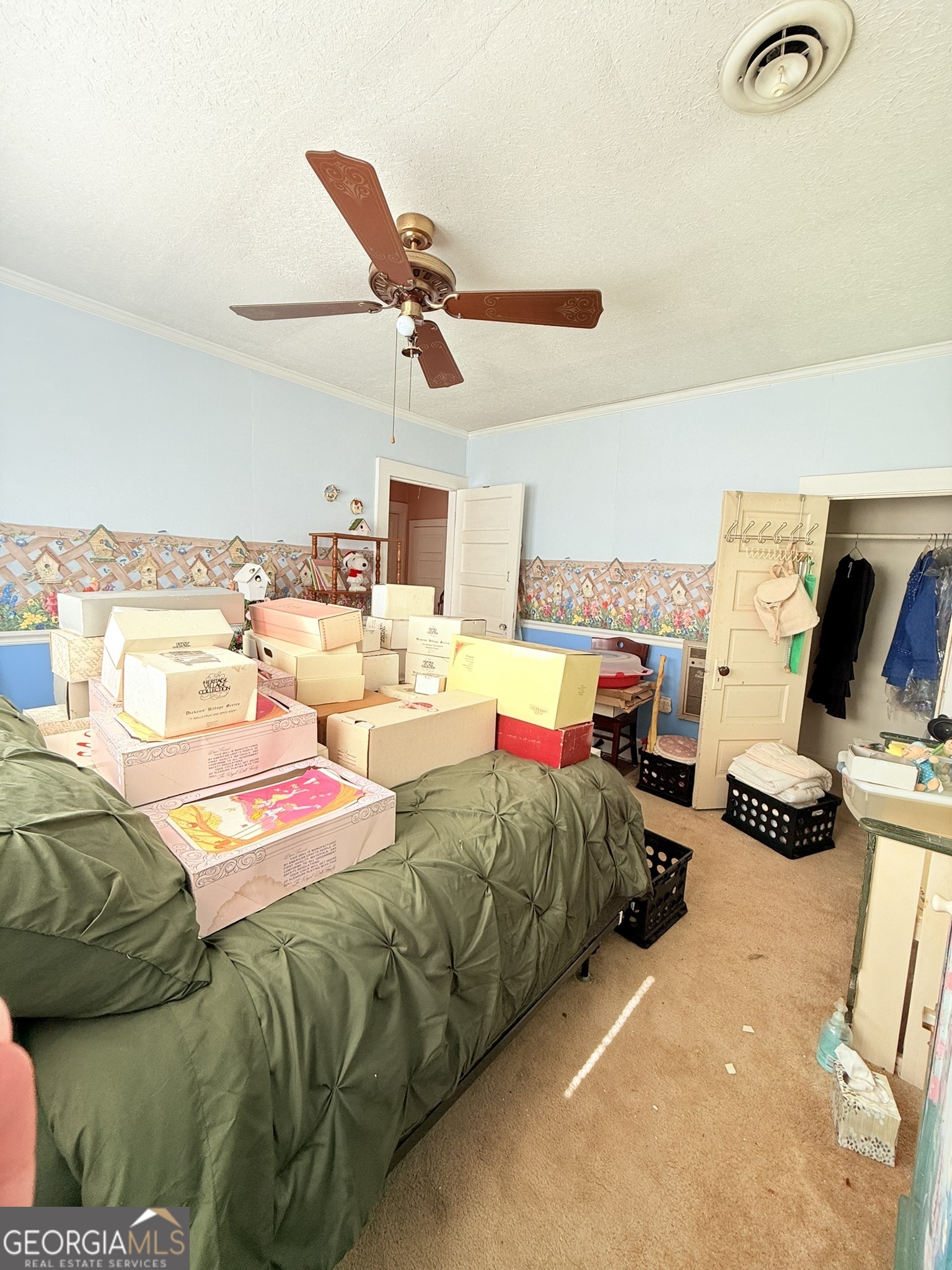 51 Cedar Street Menlo, GA 30731 - Photo 71 of 86 a bed room with a bed and a couch