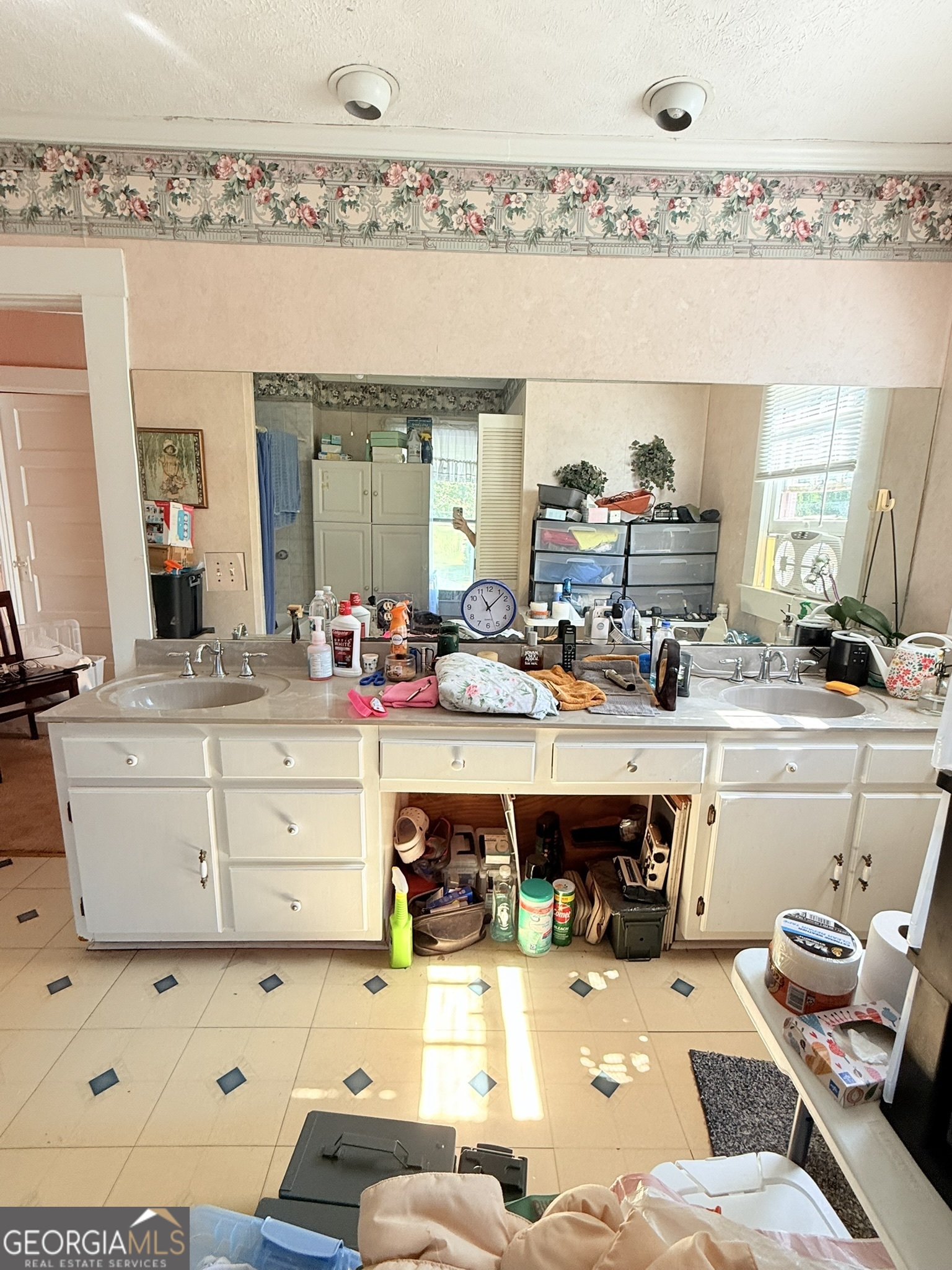 51 Cedar Street Menlo, GA 30731 - Photo 74 of 86 a living room with stainless steel appliances kitchen island granite countertop furniture and a fireplace