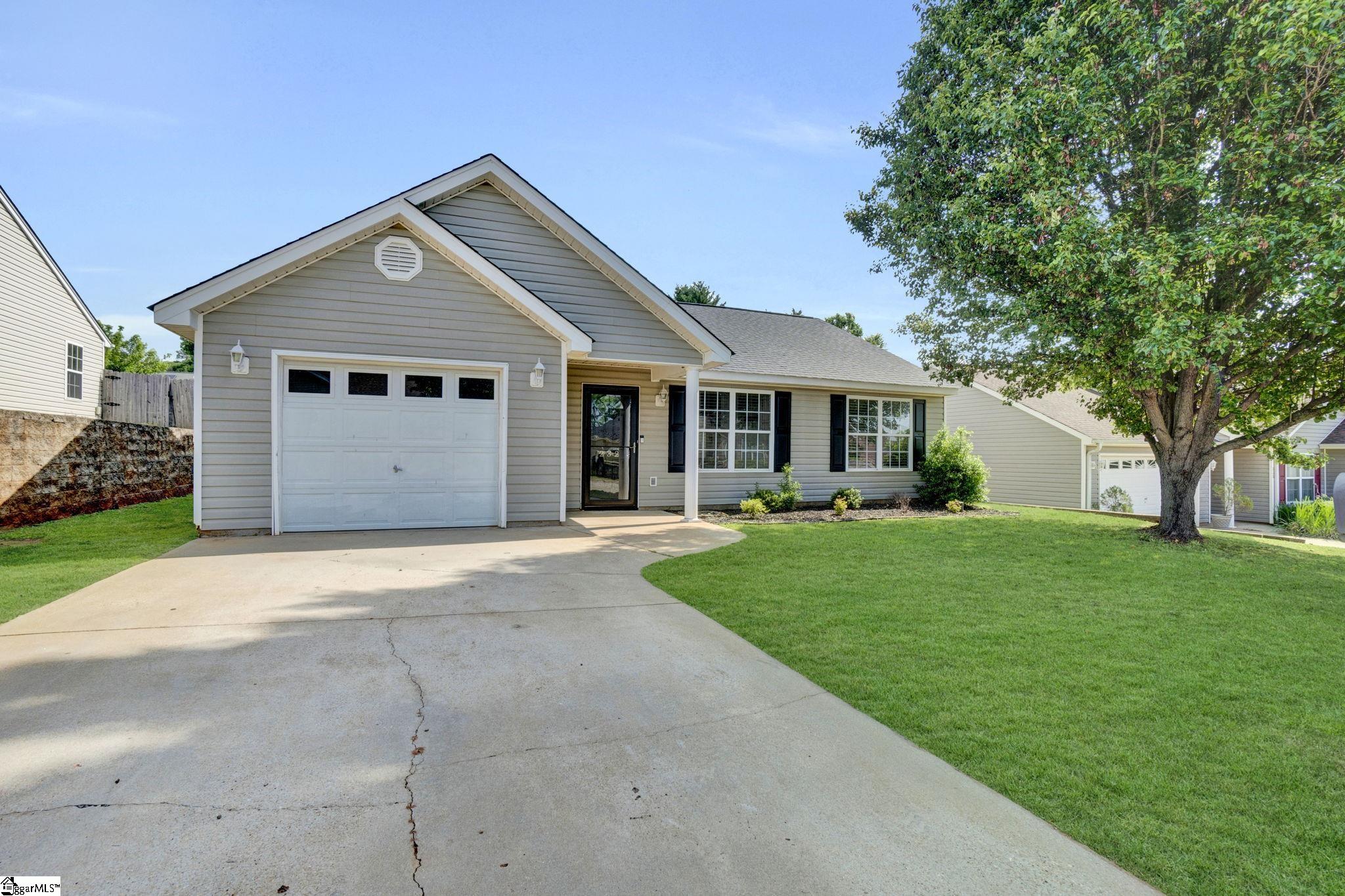 232 Ashley Danielle Drive Duncan, SC 29334 - Photo 5 of 41