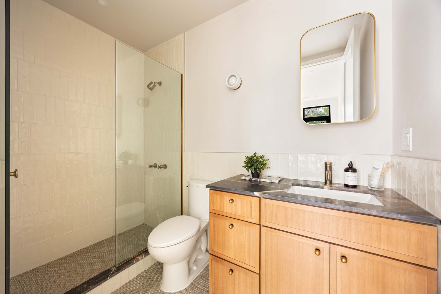 269 Bainbridge Street, Unit 3A Brooklyn, NY 11233 - Photo 5 of 8
