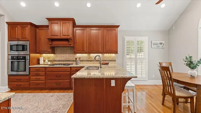 $1,124,900 | 1411 Wood Creek Drive, Athens, TN 37303