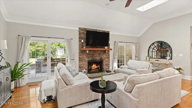 $1,124,900 | 1411 Wood Creek Drive, Athens, TN 37303