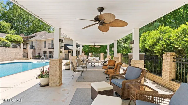 $1,124,900 | 1411 Wood Creek Drive, Athens, TN 37303