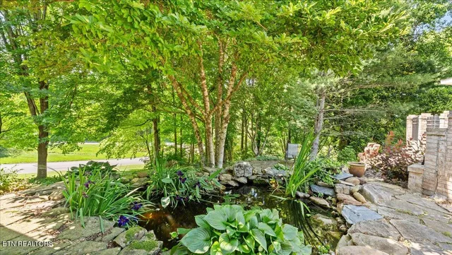 $1,124,900 | 1411 Wood Creek Drive, Athens, TN 37303