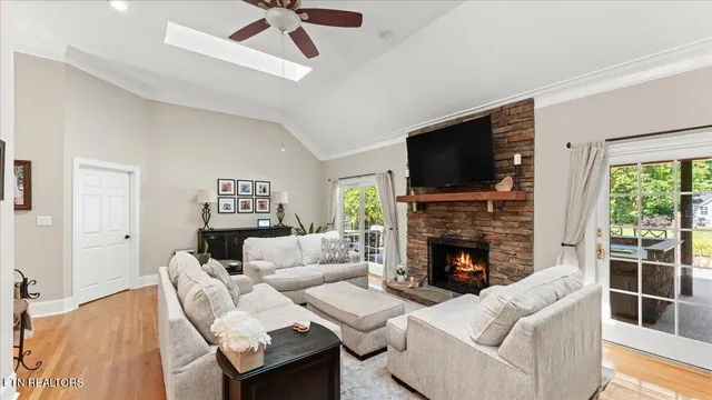 $1,124,900 | 1411 Wood Creek Drive, Athens, TN 37303